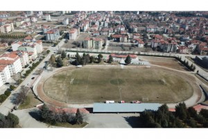 Acıpayam’daki futbolsa sahası FIFA standartlarına getirildi