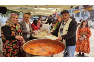 Acıpayam’da binlerce kişi anma programında buluştu