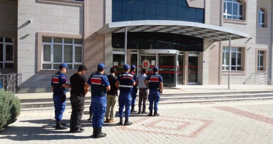 10 adreste hırsızlık yapan zanlılar yakalandı