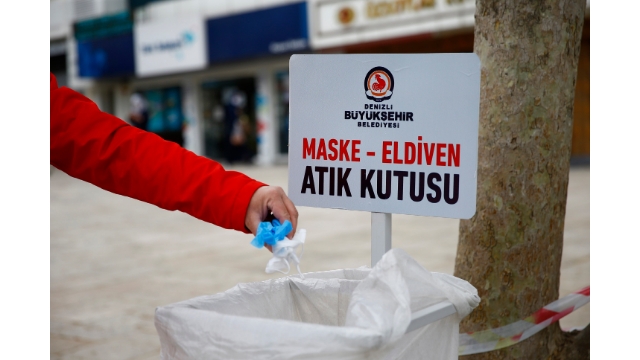 Büyükşehir'den maske ve eldivenler için atık kutusu