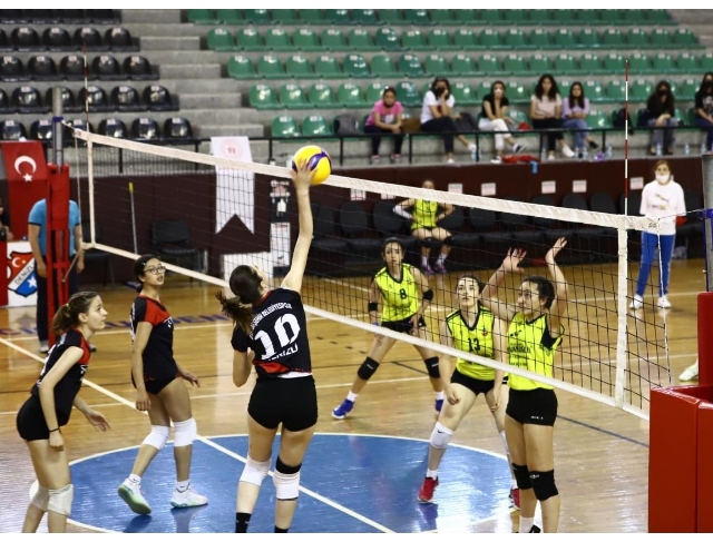 Voleybolda grup heyecanı Denizli'de yaşanacak