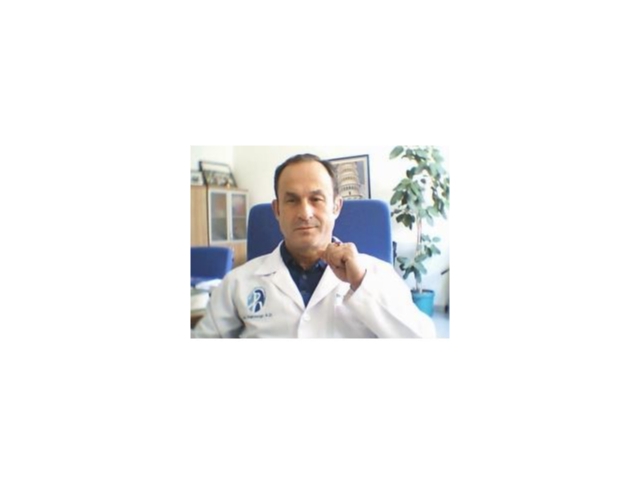 Araç kullanırken kalp krizi geçiren profesör hayatını kaybetti