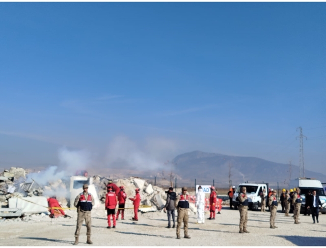 Denizli'de 5.6 büyüklüğünde deprem senaryosu tatbikatı