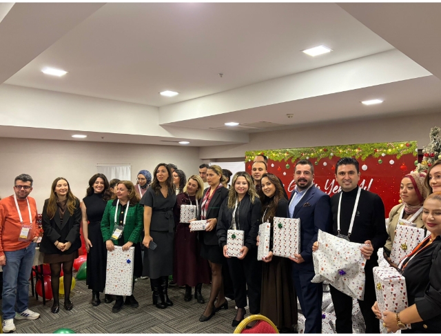 Denizlili Lösemi tedavisi gören çocukların yeni yıl hayalleri gerçeğe dönüşüyor