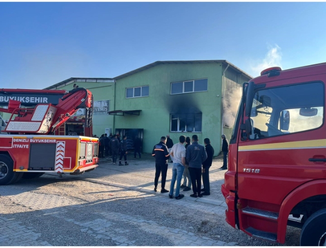 Kuruyemiş fabrikasında korkutan yangın