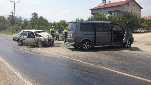 ACIPAYAM'DA KAZA:4 YARALI