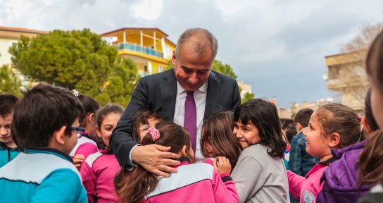 Başkan Osman Zolan’dan 23 Nisan mesajı