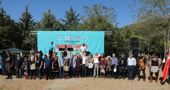 Büyükşehir'den 870 yıllık zafere coşkulu anma