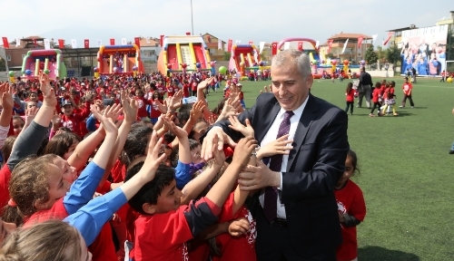 Türkiye'nin en Büyük Çocuk Şenliği Denizli'de Başladı