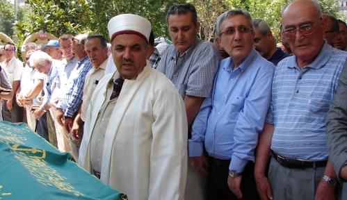 MHP Genel Başkan Yardımcısı Ayhan’ın babası toprağa verildi