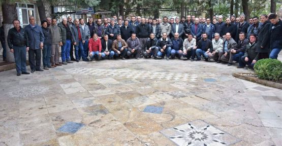 ŞEVKAN İŞÇİLERİ İLE KAHVALTIDA BULUŞTU 