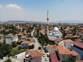 70 kişide korona virüs çıkan mahallede 4 kişi hayatını kaybetti