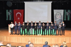 Denizlispor Başkanı Ali Çetin güven tazeledi