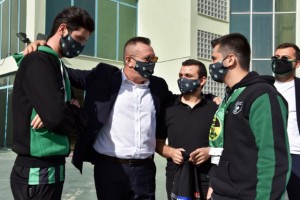 Şanslı 3 taraftar Denizlispor'un antrenmanını izledi