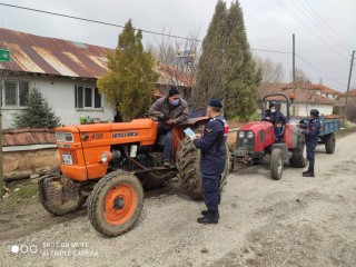 Dumlupınarda traktör sürücüleri bilgilendirildi