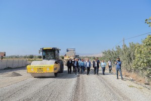 Büyükşehir’den 11 mahallenin ulaşım sorununa neşter