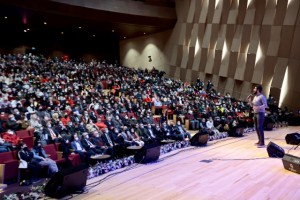 Büyükşehir gönülleri fethetmeye devam ediyor