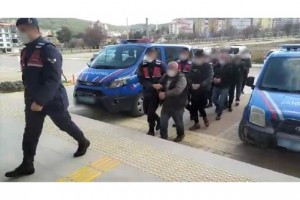 Denizli’nin birçok ilçesinde hırsızlık yapan 9 şüpheliden 5’i tutuklandı