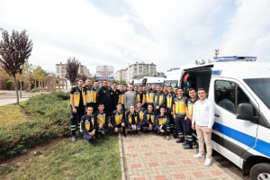 Denizli Büyükşehir'in sağlık ordusuna dört yeni ambulans daha katıldı