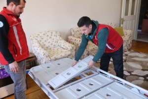 İhtiyaç sahiplerine hasta yatağı desteği