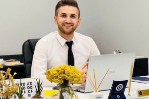 Psikolojik danışman Paşayev; “Sizin de evinizde bir dahi yaşıyor olabilir”