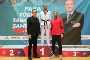 Denizlili şampiyon taekwondocular hazırlıklarını sürdürüyor