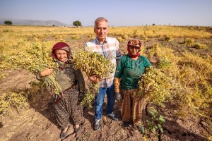 BAŞKAN ZOLAN İLE HASAT BEREKETİ