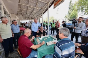 Büyükşehir’in asfalt seferberliği sürüyor