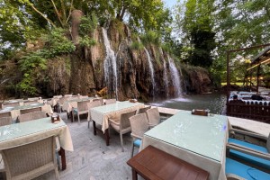 Denizli'nin gizli cenneti Çınaraltı yerli ve yabancı turistlerin gözdesi oldu