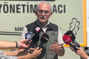 Orman Genel Müdürü Karacabey: "Yangın güney ve kuzey hatlarında yoğunlaşıyor"