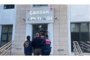 Sabıkalı sevgili, kadın gardiyana yapay zekayla oluşturduğu görüntüyle şantaj yaptı