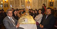 BAŞKAN ŞEVKAN PAÜ ÖĞRENCİLERİ İLE BİR ARAYA GELDİ